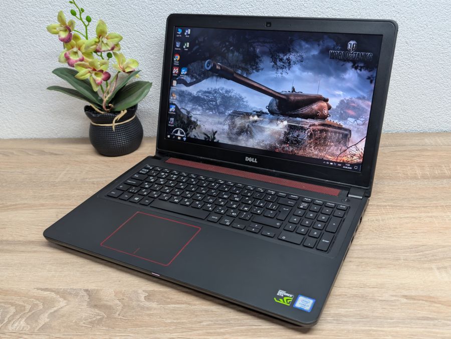 Ноутбук Б/В Dell Inspiron 7559, Intel Core i7-6700HQ, DDR3 16GB, SSD 256GB + HDD 320GB, NVIDIA GeForсe GTX 960M 4GB, 15.6" Full HD