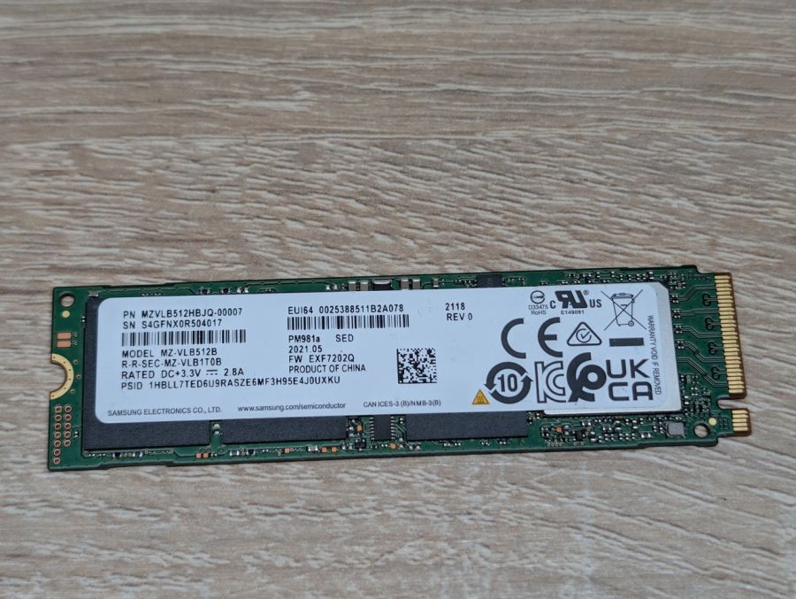 SSD Samsung PM981a 512 ГБ NVMe M.2 2280 Життя 98% Б/В