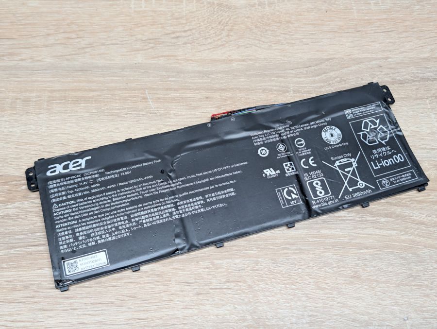 Оригінальна акумуляторна батарея Acer AP18C4K Б/В
