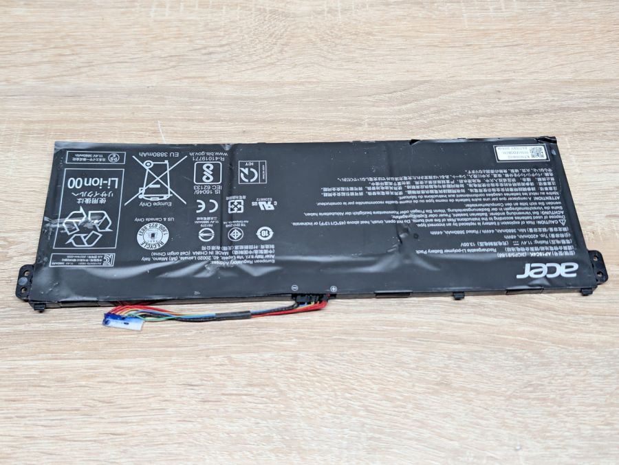 Оригінальна акумуляторна батарея Acer AP18C4K Б/В