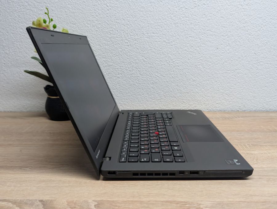 Ноутбук Б/В Lenovo ThinkPad T440, Intel Core i5-4300U, DDR3 8GB, SSD 128GB, 14" HD