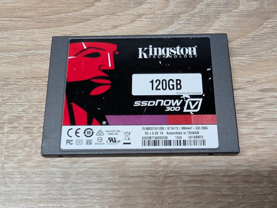 SSD Kingston Now V300 120Gb 2.5" Життя 98% Б/В