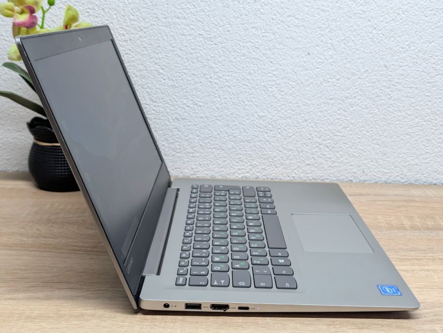 Ноутбук Б/В Lenovo S130-14IGM, Intel Celeron N4000, DDR4 2GB, SSD 64GB, 14"