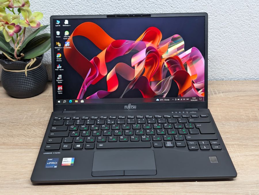 Ноутбук Б/В Fujitsu LifeBook U9312, Intel Core i5-1235U, DDR4 8GB, SSD 256GB, 13" Full HD