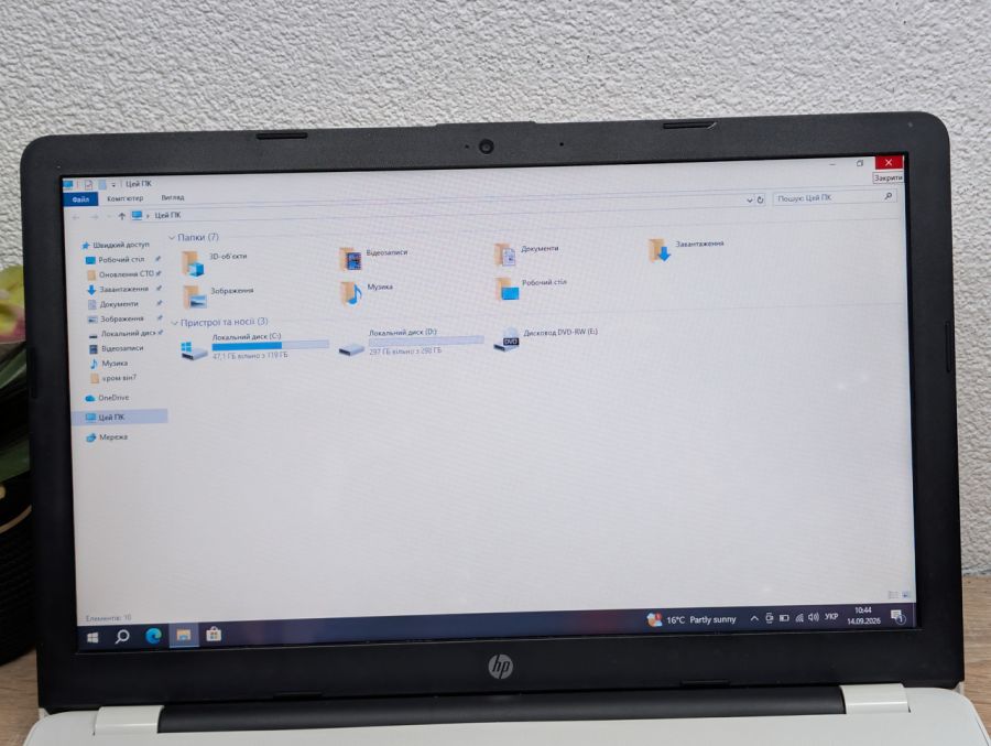 Ноутбук Б/В HP Laptop 15, AMD A9-9420, DDR4 8GB, SSD 128GB + HDD 320GB, AMD Radeon 520 2GB, 15.6"