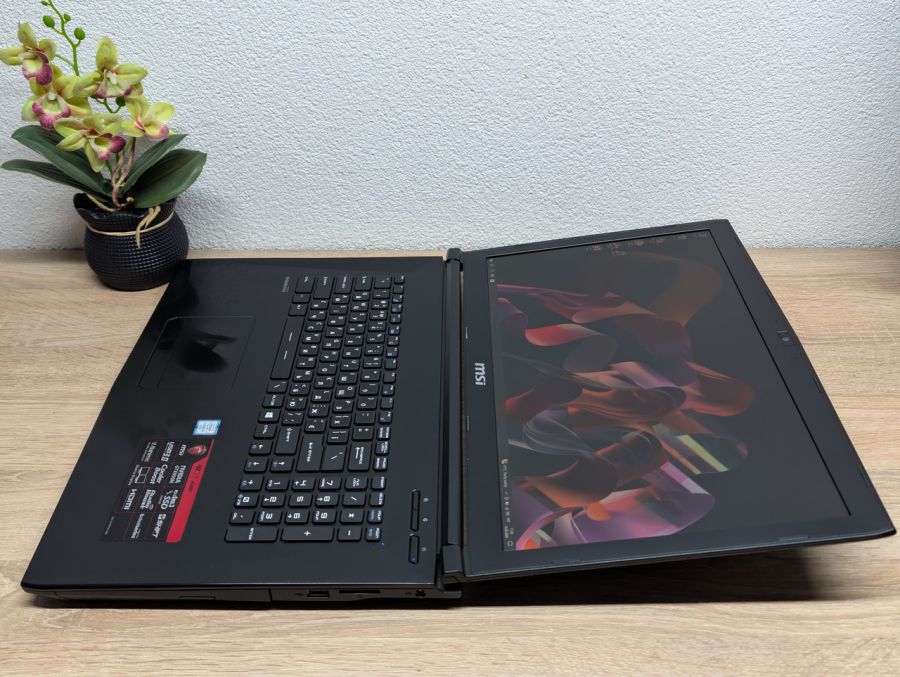 Ноутбук Б/В MSI MS-GL72 6QD, Intel Core i7-6700HQ, DDR4 16GB, SSD 256GB + HDD 1TB, NVIDIA GeForce GTX 950M 2GB, 17" Full HD