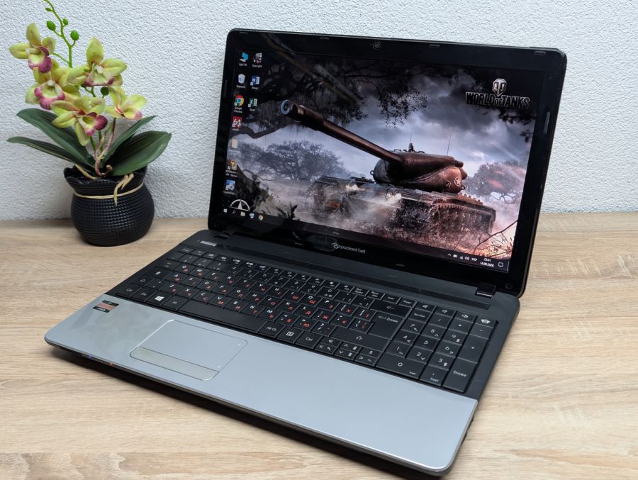 Ноутбук Б/В PackardBell EasyNote TE11BZ, DDR3 8GB, SSD 128GB, AMD Radeon HD 7310, 15.6" HD