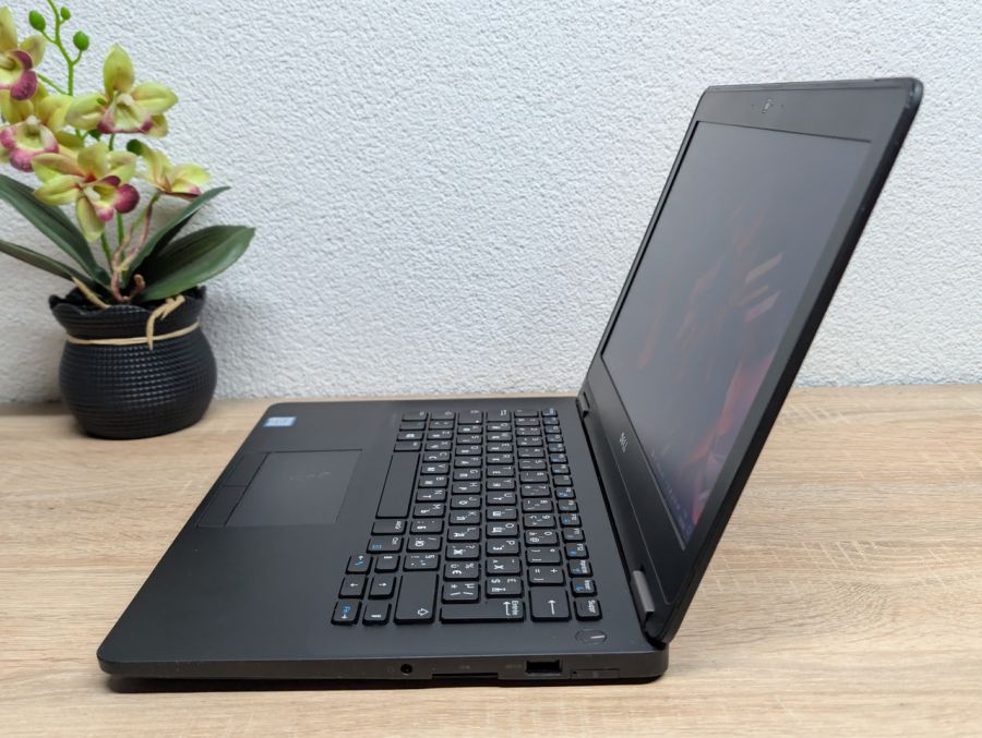 Ноутбук Б/В Dell Latitude E7270, Intel Core i5-6300U, DDR4 8GB, SSD 128GB, 12" HD [ProductHub SKU Dell697]