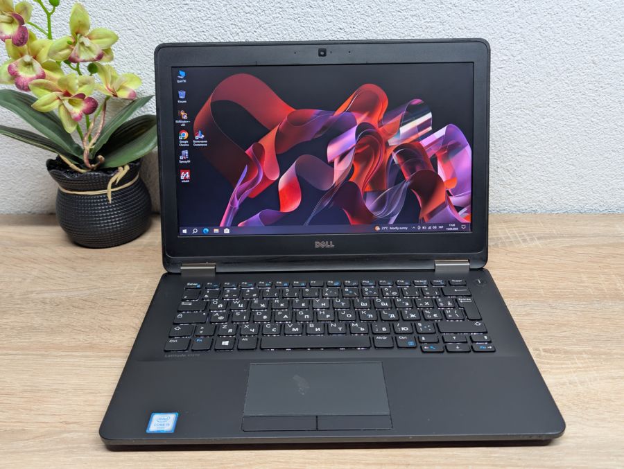 Ноутбук Б/В Dell Latitude E7270, Intel Core i5-6300U, DDR4 8GB, SSD 128GB, 12" HD [ProductHub SKU Dell697]